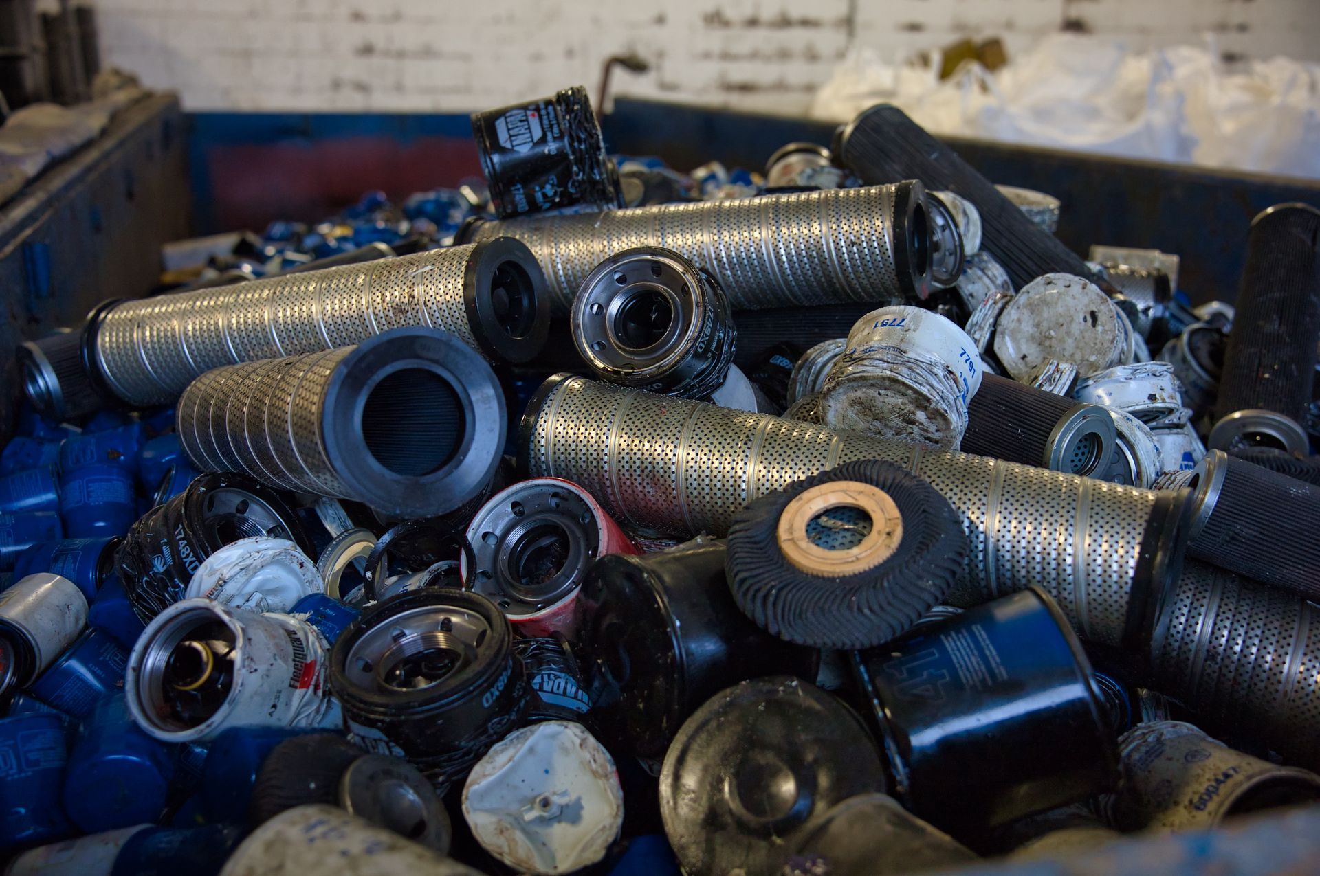 Fuel and oil filter recycling services